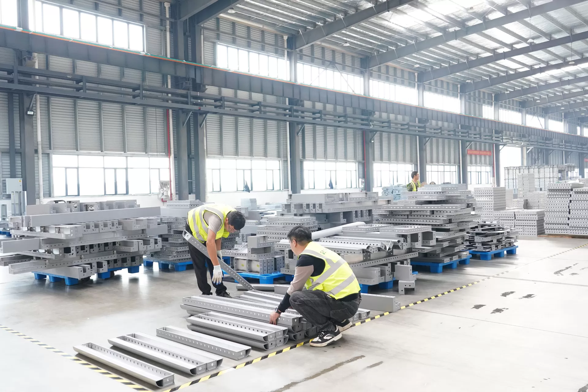 نظام صب الخرسانة الألومنيوم الشامل